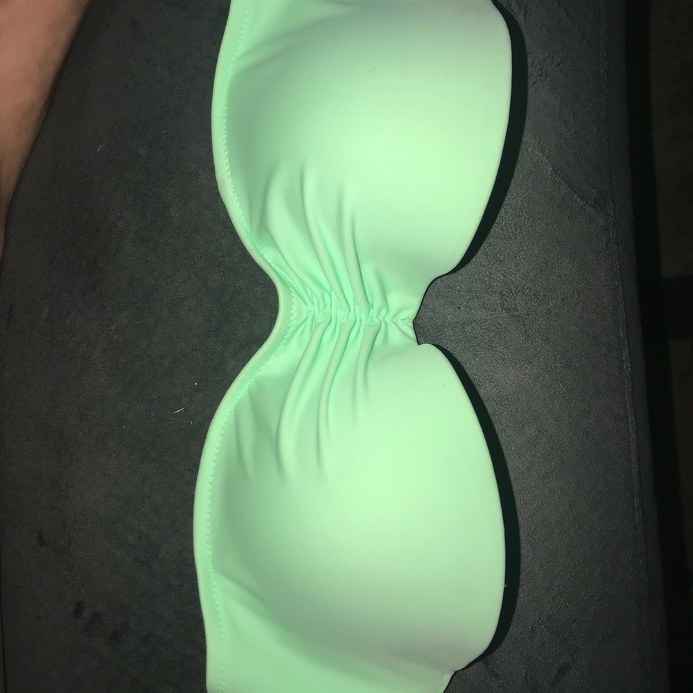 Victoria secret bikini top 34C